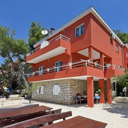 Candela, No 2 Appartement