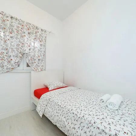 Candela, No 2 Apartmán Starigrad Paklenica