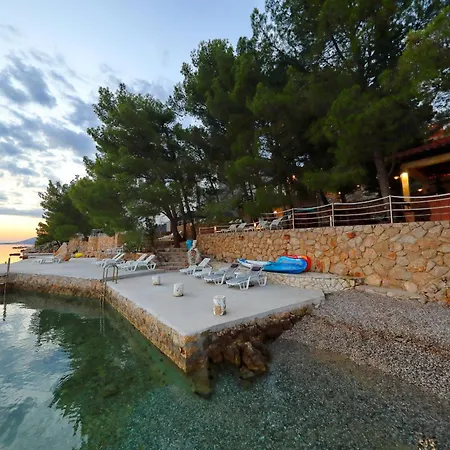 Candela, No 2 Apartmán Starigrad Paklenica