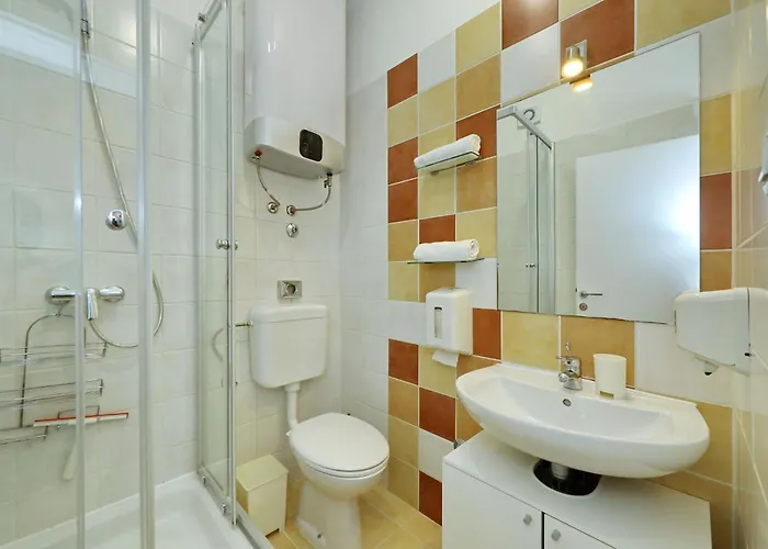 Candela, No 2 Apartman