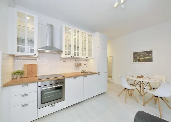 Apartment Candela, No 2 *