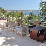 Daire Candela, No 2 Starigrad Paklenica